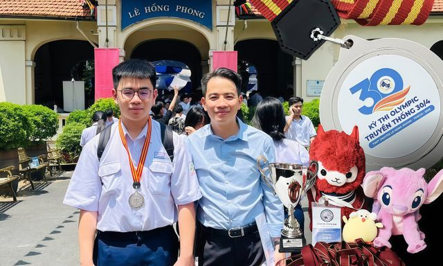 Con thiếu 0,5 điểm vào trường chuyên đình đám, ông bố TP.HCM có phản ứng bất ngờ và lời nhắn gửi gan ruột đến các phụ huynh