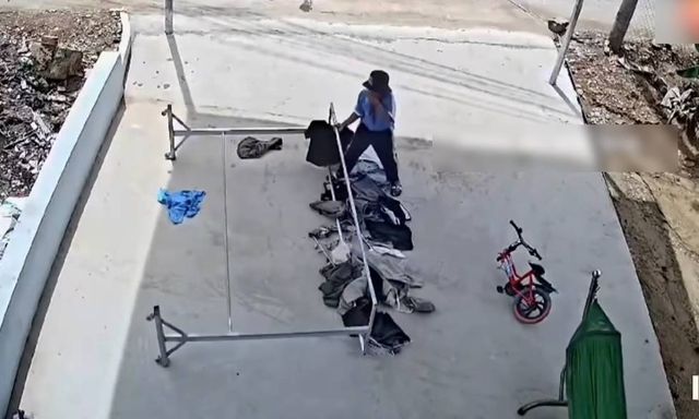 Hình ảnh này được cư dân mạng Việt nhận định: Đằng sau nhất định là một gia đình tử tế!