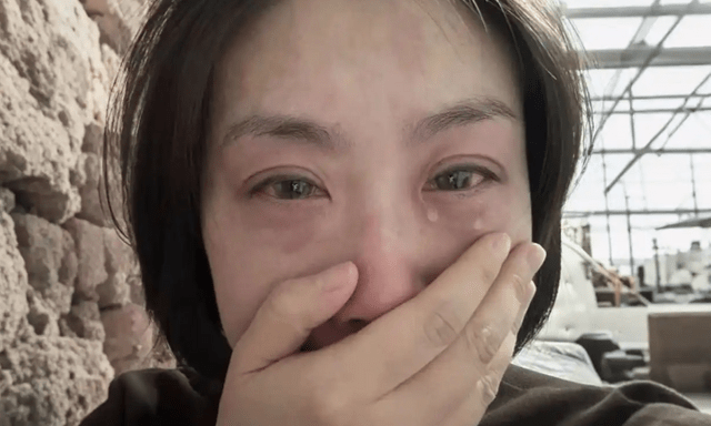 Xin họ hàng cho con ở nhờ nhà để đi học nhưng không được đồng ý, bà mẹ Trung Quốc lên mạng than 1 câu khiến ai nghe cũng bực!
