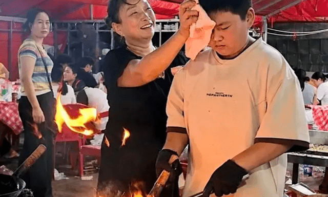 Bức ảnh khiến các bậc phụ huynh phải thốt lên: Có được đứa con như này quý hơn 