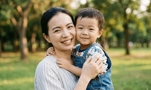 Con cái không tôn trọng mẹ: Đừng nhẫn nhịn, đừng cãi vã, người thông minh dùng 5 cách này để lật ngược tình thế