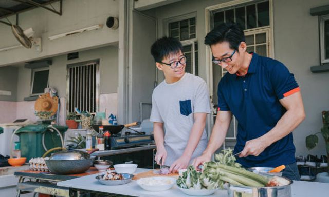 Già rồi mới hiểu: Tiền nên cho con vào 2 thời điểm này, tuyệt đối đừng cho sai lúc!