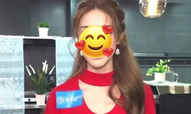 Con nữ diễn viên nổi tiếng bị tấn công trong rạp chiếu phim, nghe nguyên nhân, nhiều khán giả khuyên cô cũng nên xem lại cách dạy dỗ