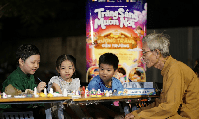 Từ đồ chơi dân gian đến ký ức mới: Văn hóa truyền thống trong đời sống trẻ thơ