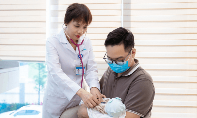 Nữ bác sĩ gần 30 năm hồi sức trẻ sinh non: 
