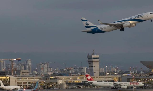 Phía sau cuộc giải cứu chuyến bay flydubai: Vì sao có thêm hai phi công trên máy bay?
