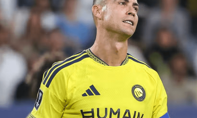 Chị gái Cristiano Ronaldo tiết lộ điều đáng chú ý về tương lai của em trai ở đội tuyển quốc gia