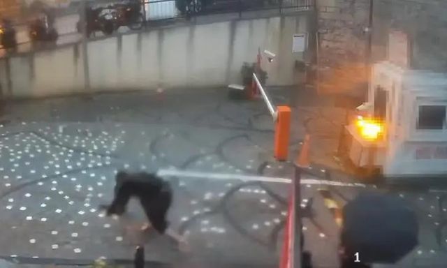 Cậu bé 14 tuổi bị điện giật tử vong khi bước vào vũng nước giữa trận lũ ở Istanbul