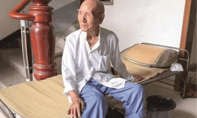Cụ ông 101 tuổi 