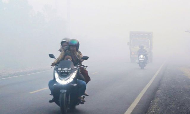 Hơn 283.000 ca bệnh hô hấp: Vì sao Indonesia vẫn chưa công bố thảm họa quốc gia?