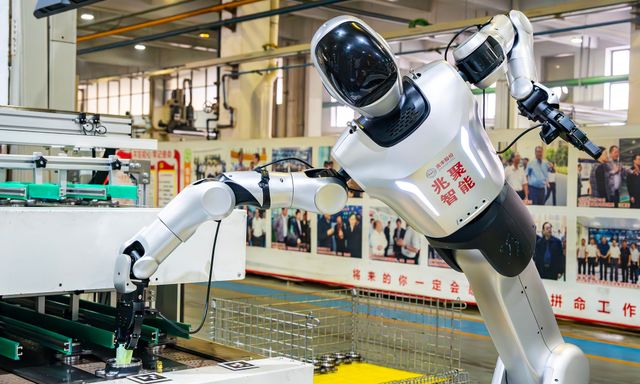 Cái kết bất ngờ khi thử nghiệm 15 robot hình người tại nhà máy ô tô: Chậm hơn sức người 2,7 lần nhưng báo hiệu ngày tàn của lao động truyền thống?