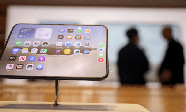 Apple thừa nhận iPhone Duo lỗi màn hình
