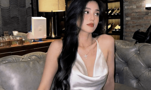 “Hot girl sống đẹp