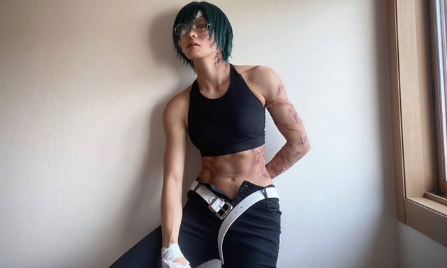 Chấn động màn cosplay Maki trong Jujutsu Kaisen thu về 1 triệu view vì vết sẹo quá thật