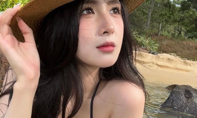 Quỳnh Alee chính thức tung bộ ảnh 