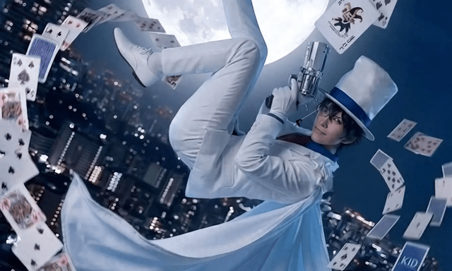 Cosplay Kaito Kid 