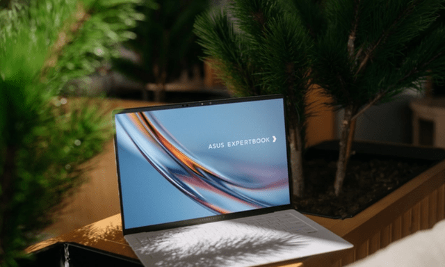 Laptop 100 triệu của ASUS có gì để tái định hình chuẩn mực công nghệ 