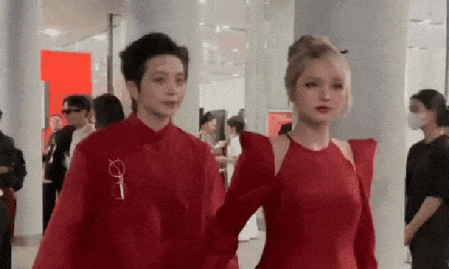 20 giây gói trọn cảnh chưa từng thấy của Gil Lê và Xoài Non: 