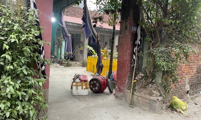 Tang thương bao trùm căn nhà nơi phát hiện 4 người tử vong, người dân kể về thời điểm trước khi phát hiện sự việc kinh hoàng