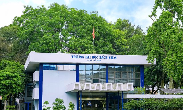 1 trường ĐH danh giá được nhà tuyển dụng ưu tiên nhất, 99% sinh viên có việc làm: Cách tính điểm chuẩn cực phức tạp!