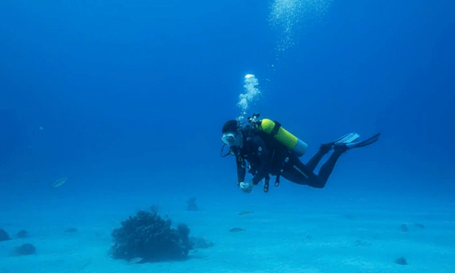 Quảng Trị: Hai thợ lặn gặp nạn, một người đã tử vong