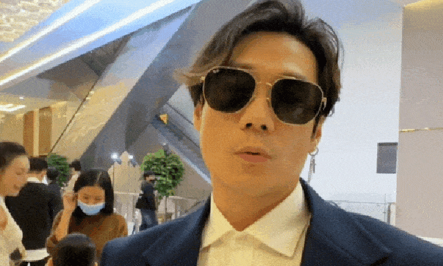 Khánh Phương lên tiếng sau khi bị cơ quan chức năng mời làm việc, nói gì về vụ bị lộ tin nhắn nhóm?