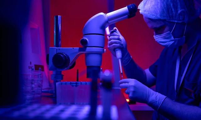 Chấn động: Người hiến tinh trùng mang gene gây ung thư làm cha của gần 200 đứa trẻ, có em mắc đến 2 loại ung thư hoặc tử vong