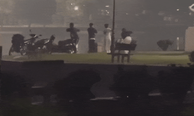 Khách Ấn Độ sang Việt Nam du lịch gặp cảnh 