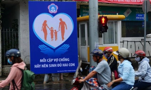 Chính thức bãi bỏ cụm từ “Mỗi cặp vợ chồng chỉ nên có từ 1 đến 2 con”