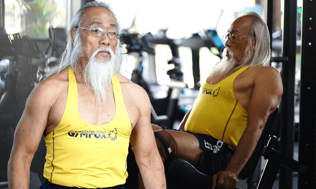 5 giờ sáng của một cụ ông ở TP.HCM khiến cả phòng gym sững sờ