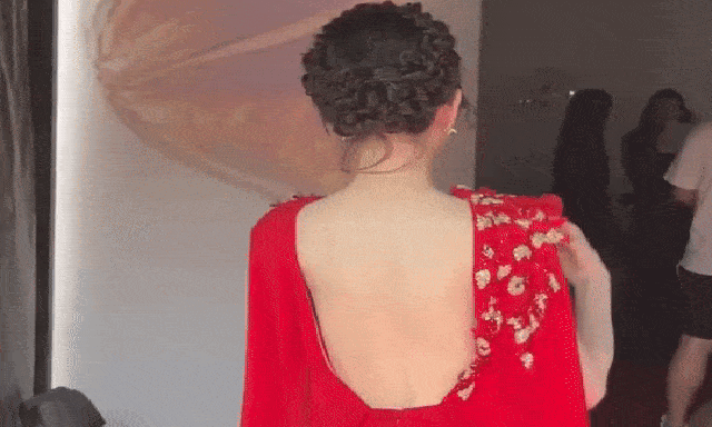 “Em gái quốc dân