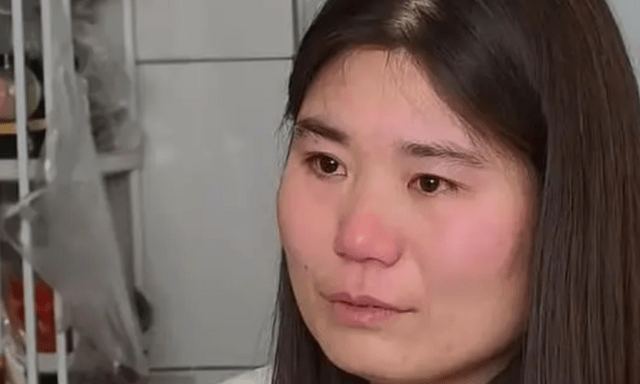 Một đứa trẻ đi tắm về, 38 năm cuộc đời bị đổi chỗ: Người phụ nữ nghèo lộ thân phận thật, người 