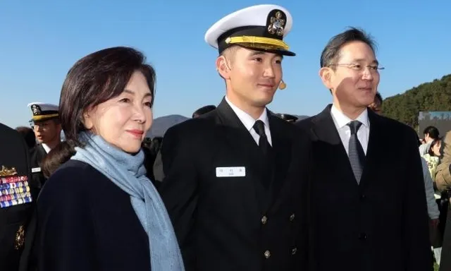 “Thái tử Samsung” quá ngầu!