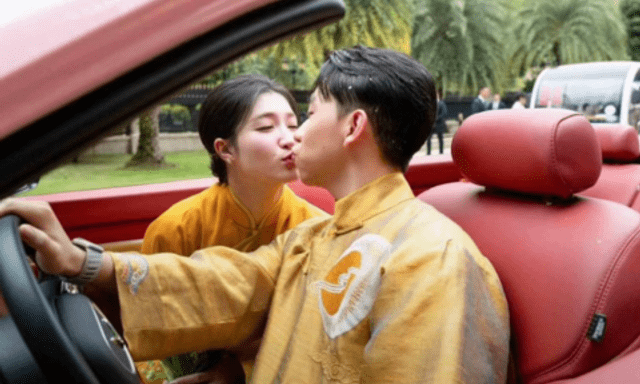 Ảnh hot: Phương Nhi và Minh Hoàng khoá môi cực ngọt trên xe mui trần