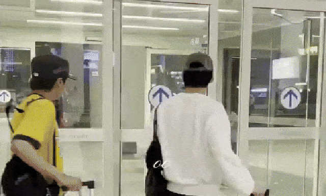 Lộ ảnh hẹn hò của Soobin 