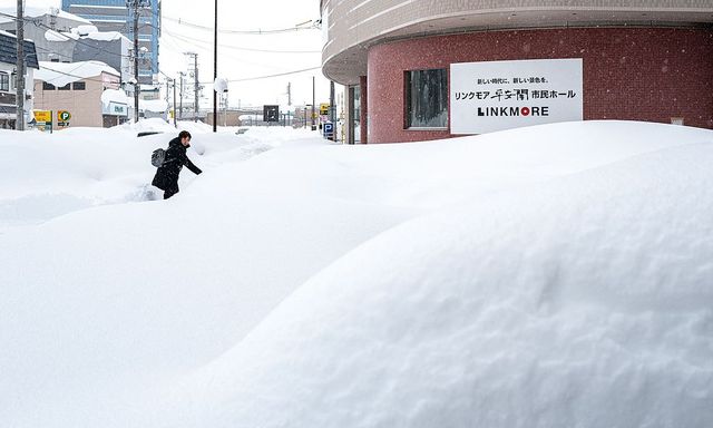 Thảm họa tuyết trắn tại Nhật Bản: Tuyết rơi dày khiến 30 người thiệt mạng, 324 người bị thương