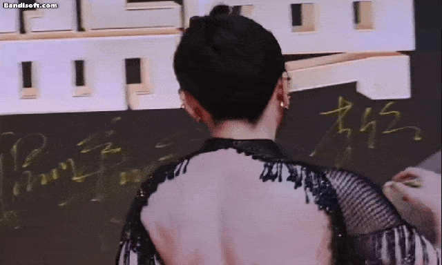 51 tuổi mà như 30 thế này thì chịu luôn đấy: Mỹ nhân đúng là mỹ nhân, nghịch lý càng có tuổi càng đẹp