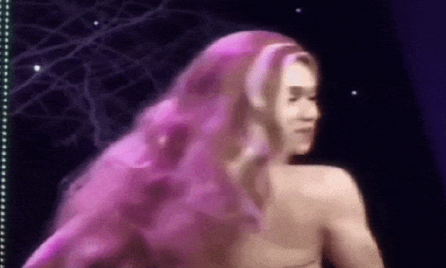 Mỹ nam Việt gây sốc vì giả gái đẹp chấn động, đến cả Việt Hương cũng không thể nhận ra người quen