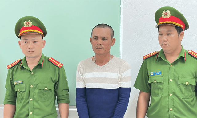 Nghi chồng ngoại tình, vợ kéo con gái đến quán cà phê đánh ghen: Con trai chủ quán cầm gậy đánh người đàn ông thương tật 60%