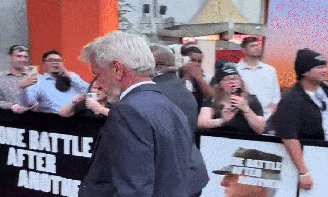 Người duy nhất thắng Oscar tận 3 lần nhưng không thèm đến nhận giải