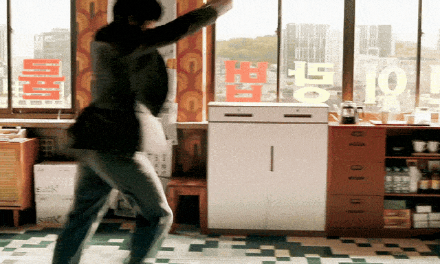 Phim Hàn vượt mặt Trục Ngọc chiếm top 1 Việt Nam: Nam chính tấu hài cực mặn, cười muốn rớt hàm là có thật