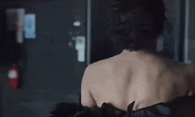 Lâu lắm mới có phim Hàn không ai chê được câu nào: Nữ chính càng điên càng cuốn, cả đời chưa từng diễn hay đến thế 