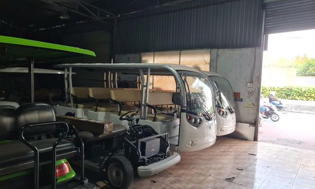 Công an TP.HCM tìm chủ nhân của 8 xe điện