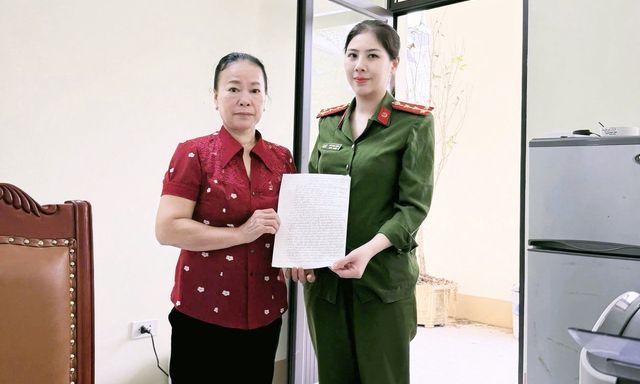 Tài khoản người phụ nữ SN 1960 bị trừ hơn 20,5 triệu nhưng tiền không đến cửa hàng xe máy: Chi tiết đáng ngờ từ 2 thanh niên đi xem phòng trọ