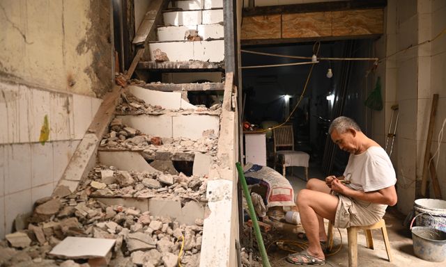 Toàn cảnh Tam Trinh những ngày “chạy nước rút”: Dân hối hả di dời, máy móc rầm rộ thi công