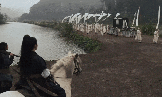 Không ngờ Việt Nam lại làm được phim cổ trang đẳng cấp cỡ này: Trang phục đẹp mỹ man, 5 Hoàng hậu quyền lực xé sử bước ra