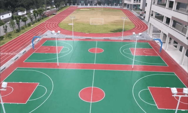 Nữ sinh lớp 9 Trường THCS Chu Văn An ngất xỉu rồi tử vong trong giờ thể dục