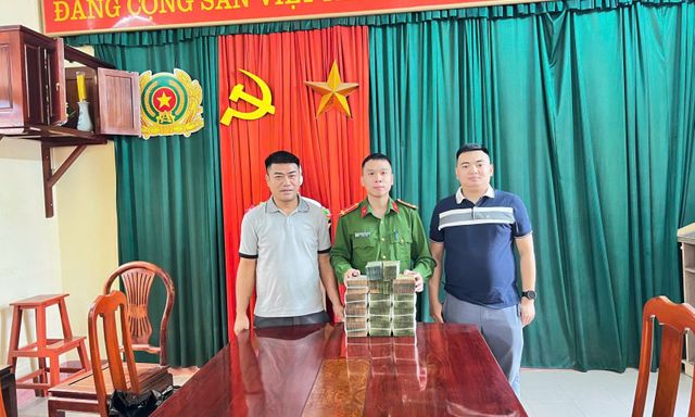 Tài khoản ngân hàng DAO DINH QUAN phát sinh giao dịch 2,1 tỷ đồng, người đàn ông sinh năm 1997 lập tức trình báo công an