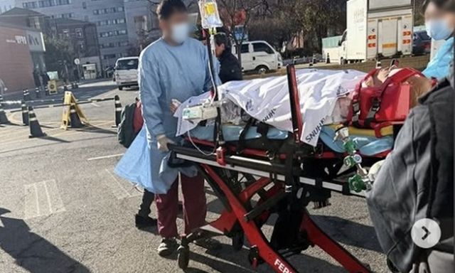 Hiện trường gây sốc vụ nam ca sĩ rơi từ sân thượng tầng 3 xuống đất 