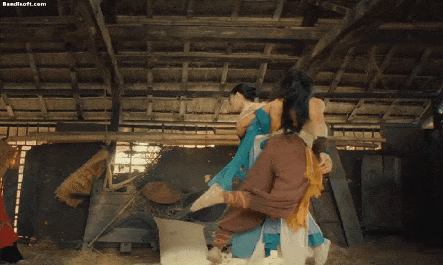 Việt Nam đang có Hoa hậu được khen trời sinh đóng điện ảnh: Mình hạc xương mai visual trí thức, báu vật của Vbiz